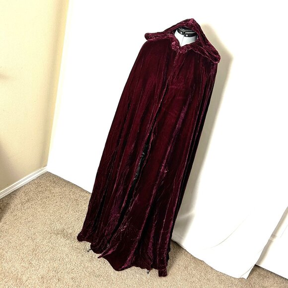 Aris A Silk Blend Velvet Hooded Cape Deep Red OS NEW Goth Witchy - Picture 1 of 8